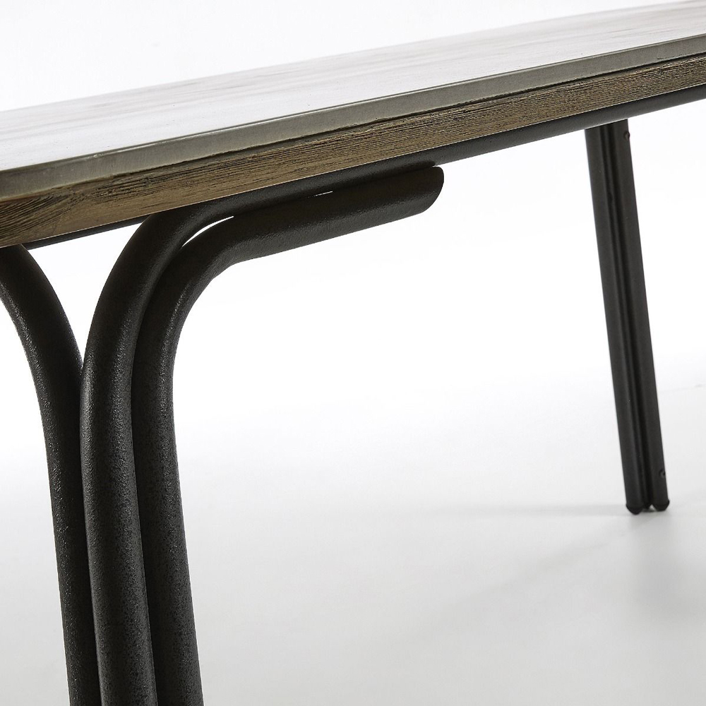 Bernon-table